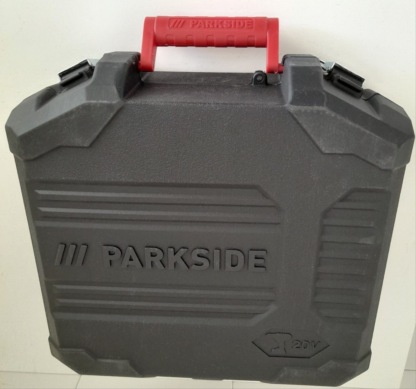Aparafusadora Parkside 3 em 1