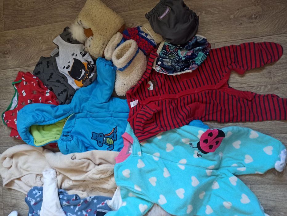Коробка  Детских вещей комбезы человечки ромперы от 0 м до 1.5 года