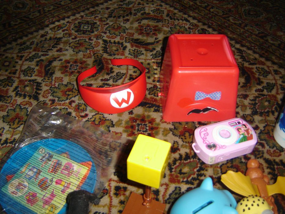 brinquedos do mcdonald´s e outros