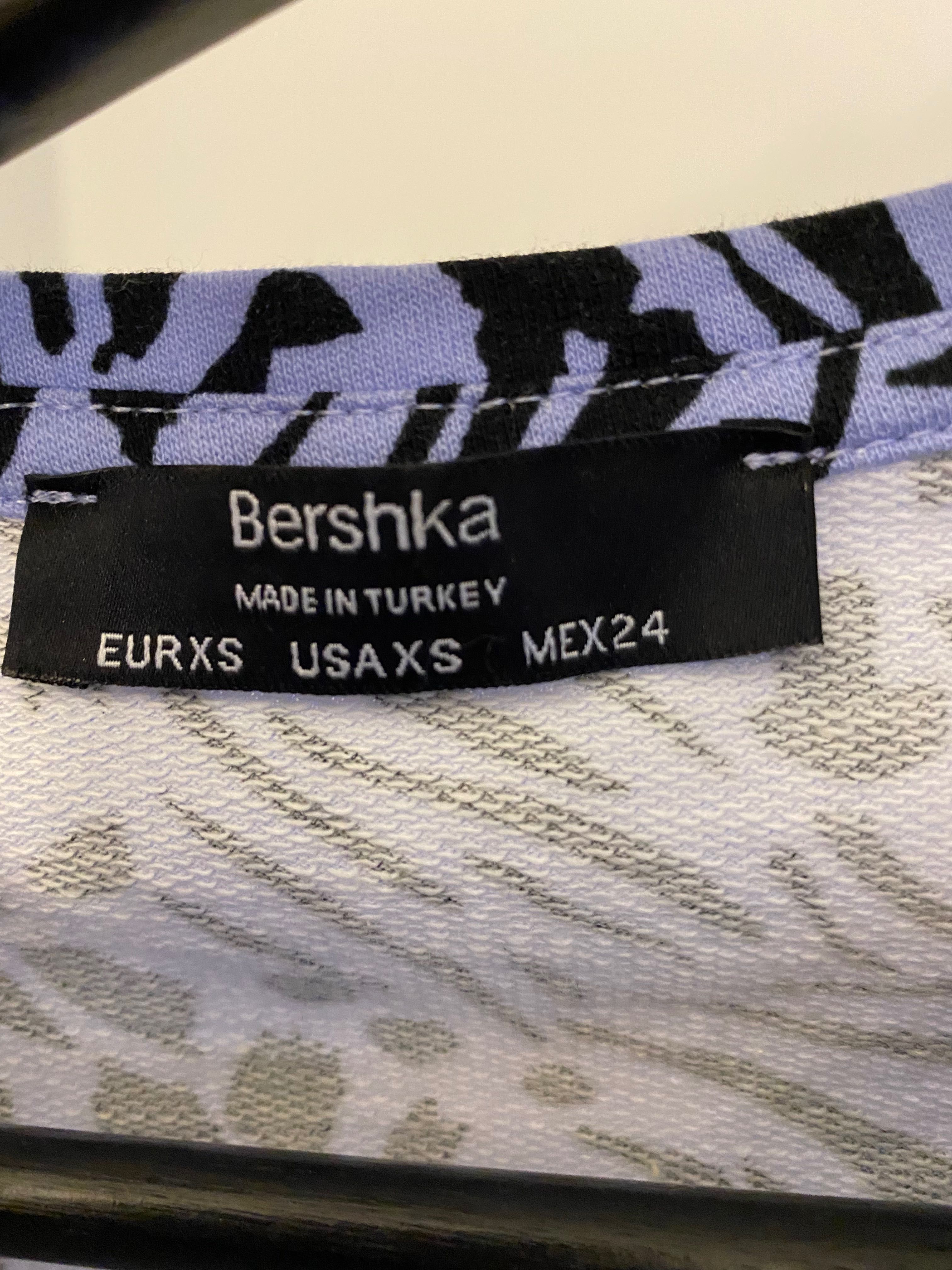 Sukienka bershka wzór