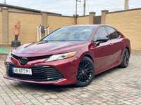 Toyota Camry 70 XLE 2019