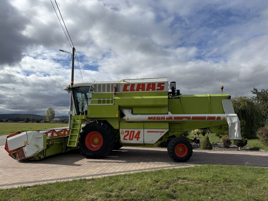 CLAAS MEGA 204 PIĘKNY STAN! Mercedes! heder 5,10! lexion dominator