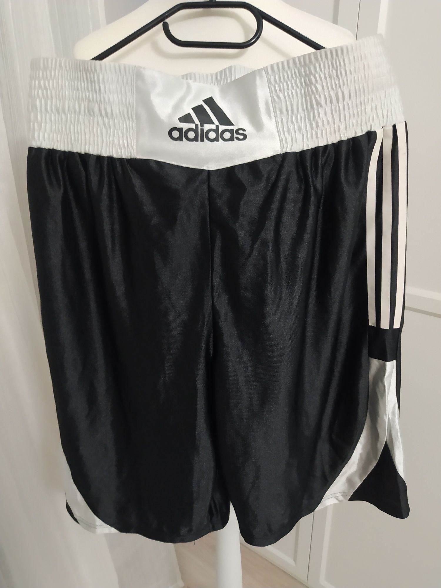 Adidas, spodenki bokserskie, r. XL