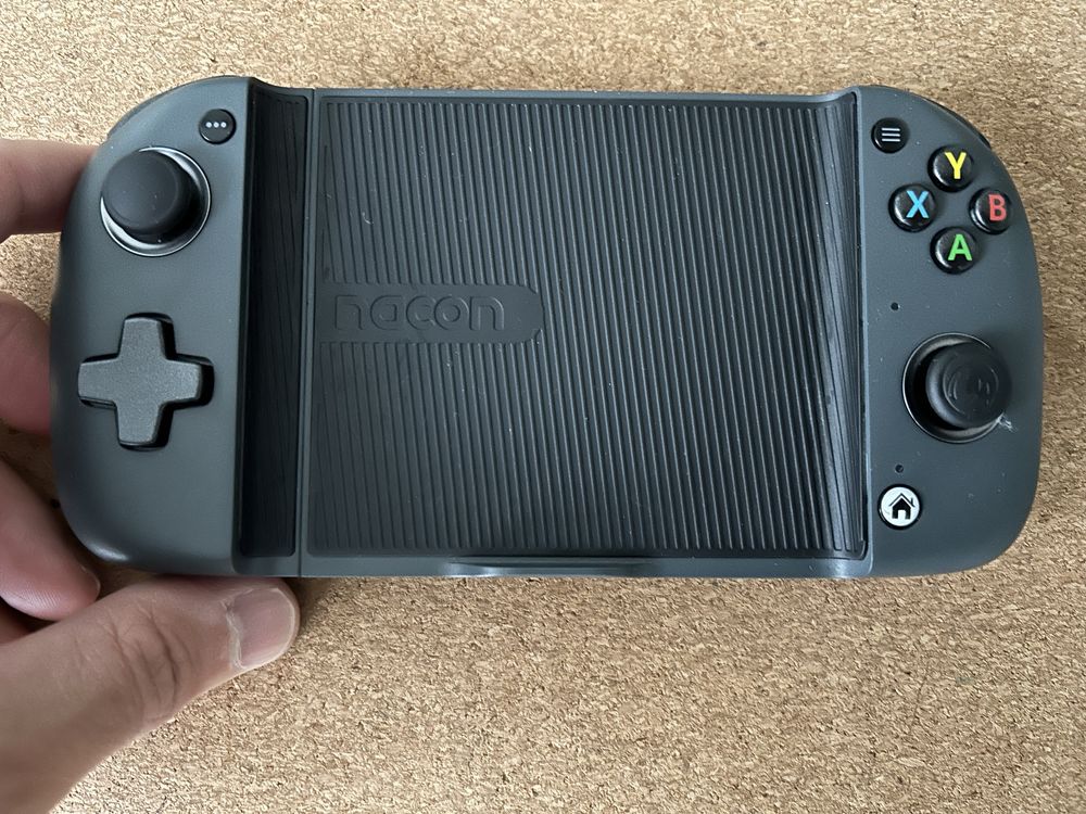 Consola nacon mg-x