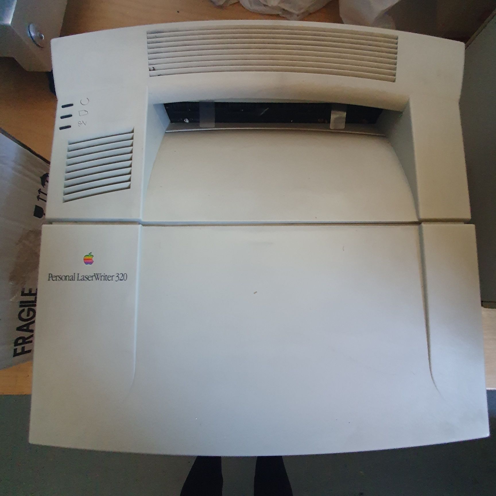 APPLE MACINTOSH Q. 650 + Impressora