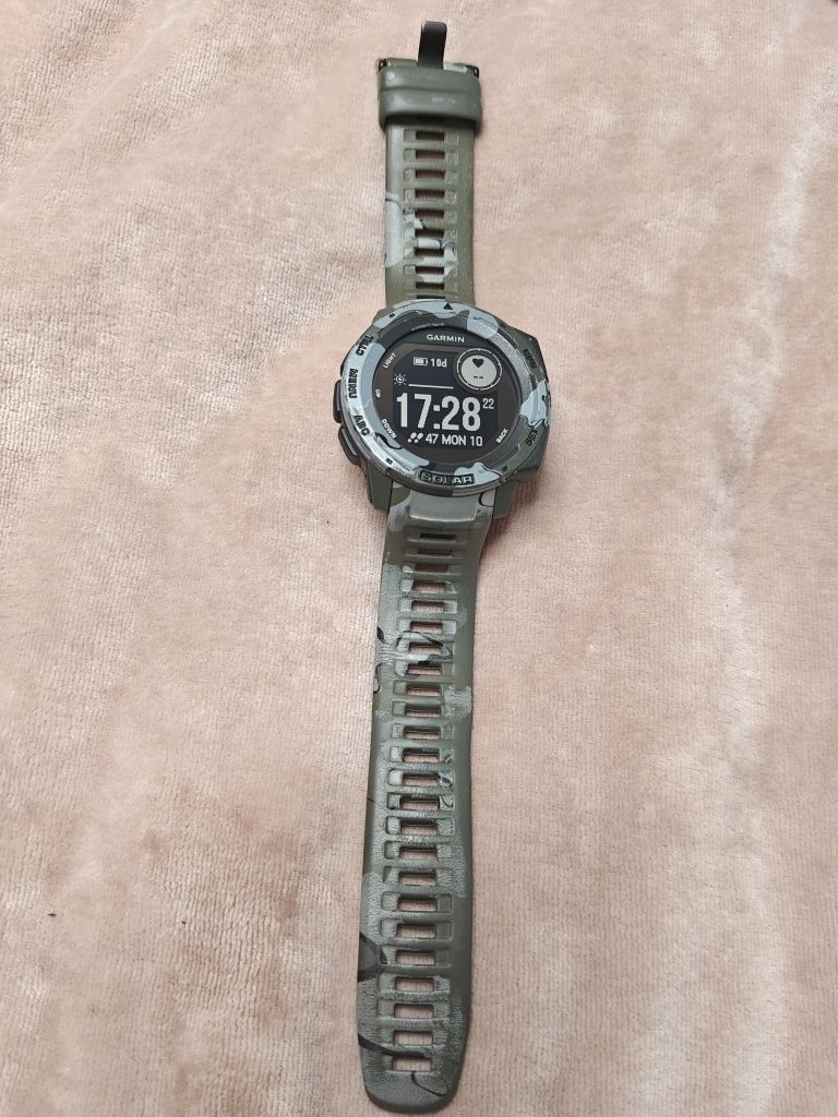 Garmin instinct solar