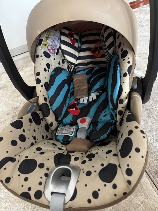 Автокрісло Cybex