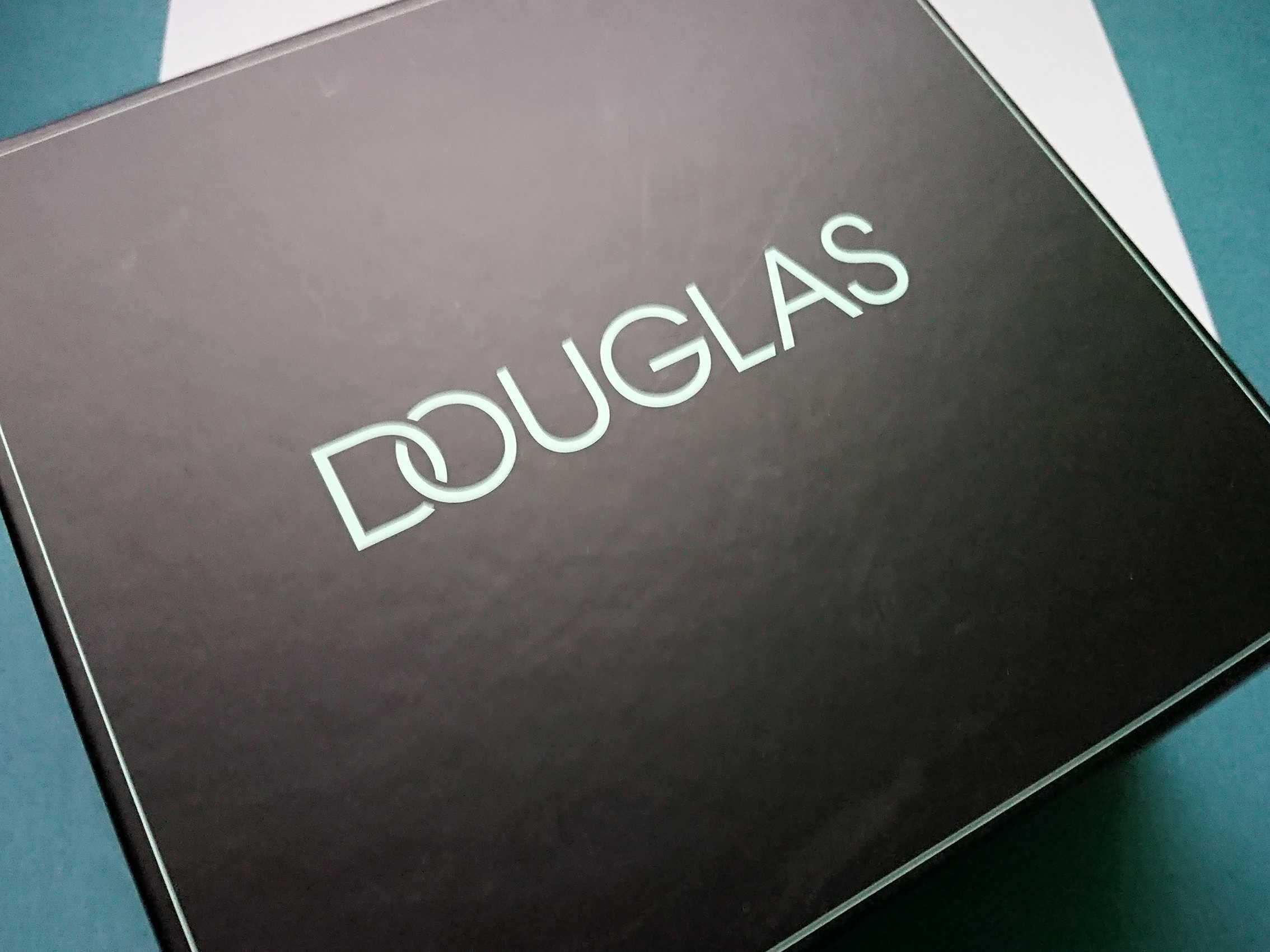 Douglas Box kosmetyczny: Lancome, Pixi, One.two.free! i inne