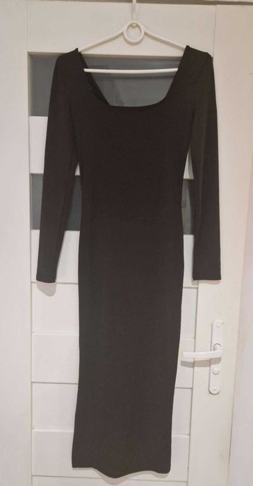 Czarna długa sukienka z długim rękawem XS