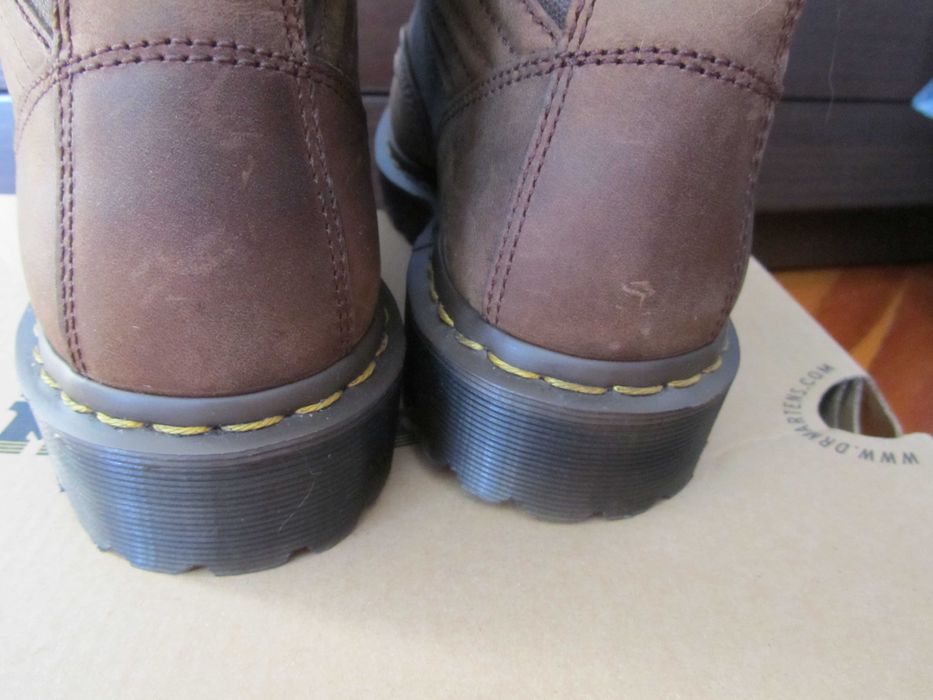 Кожаные женские ботинки берцы ТМ Dr. Martens. Оригинал.