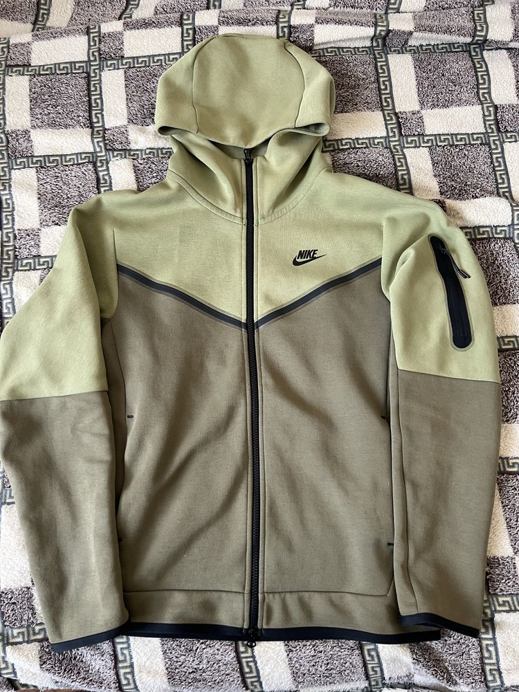Кофта nike tech fleece