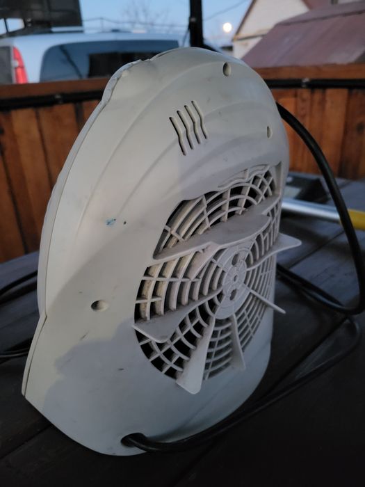 Тепловентилятор Delonghi