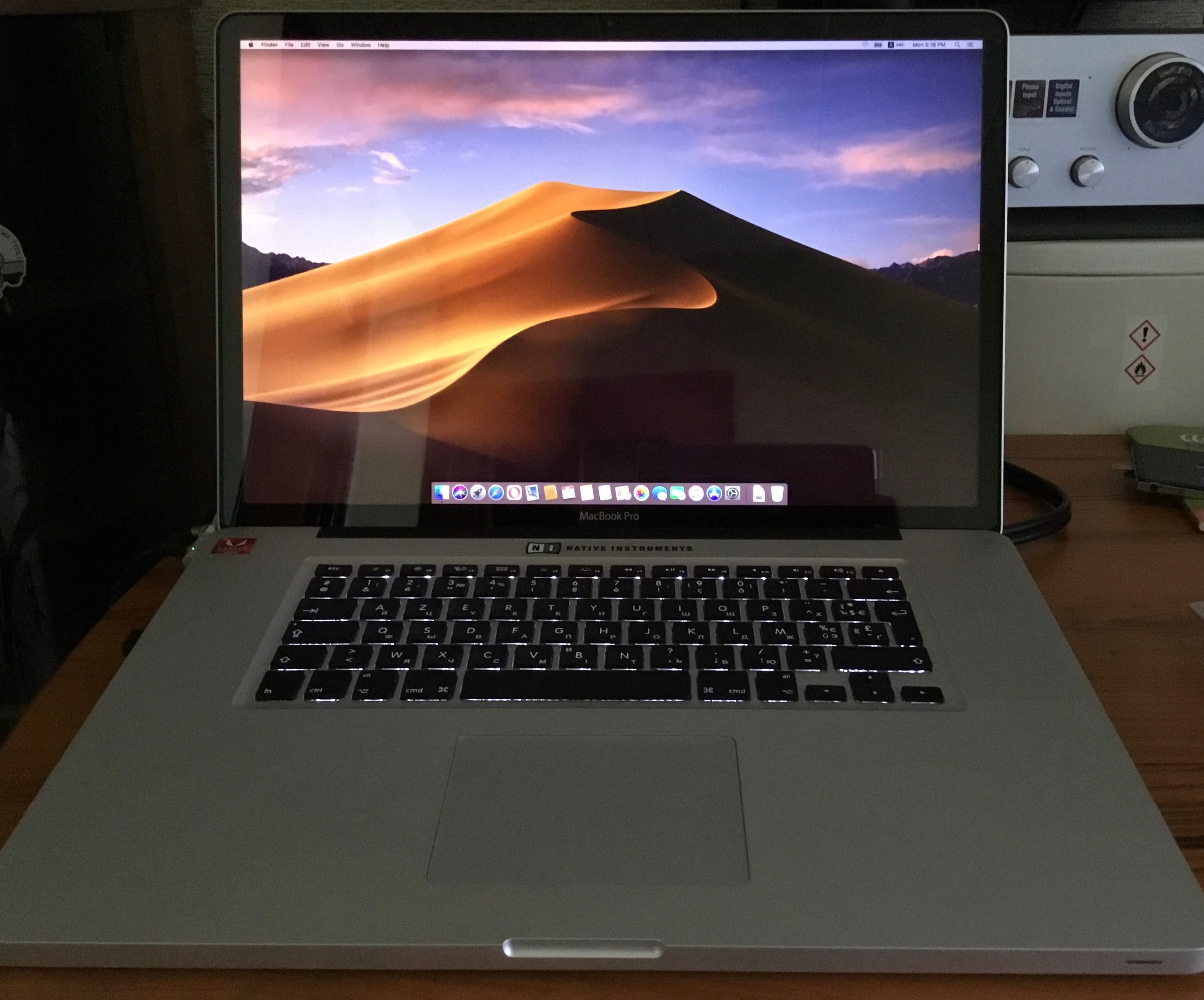 Macbook Pro 17” A1297, 4 core i7, SSD 128, 8gb ram