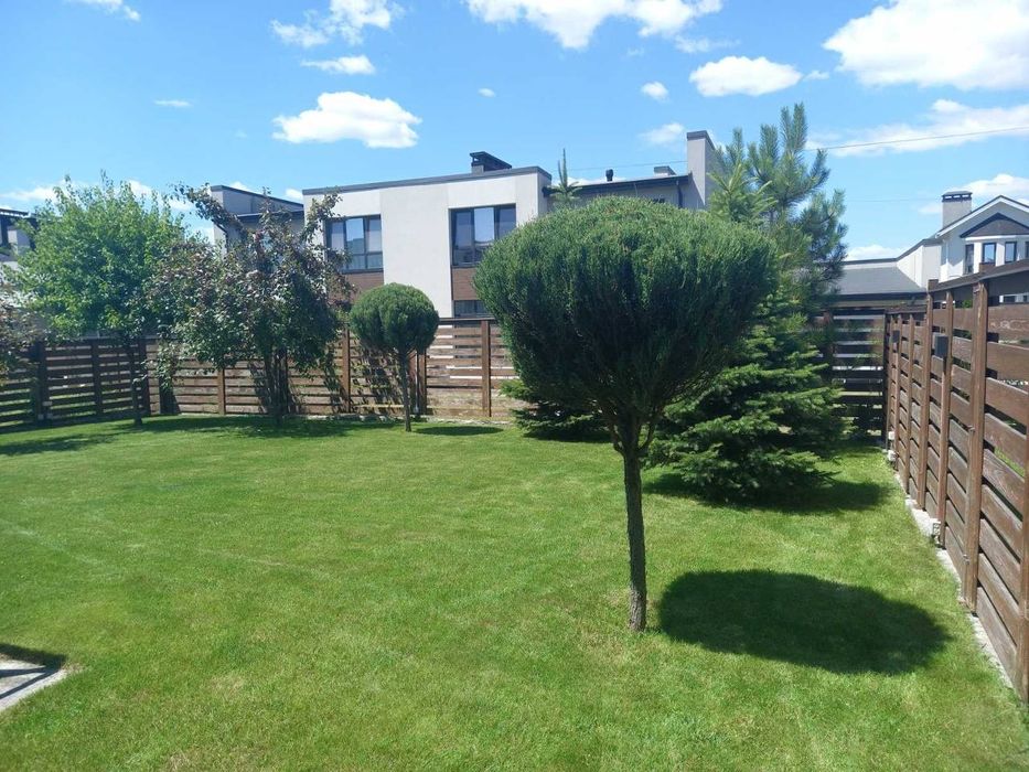 Продам газифікований будинок в бізнез КМ "Балатон". Нові Петрівці