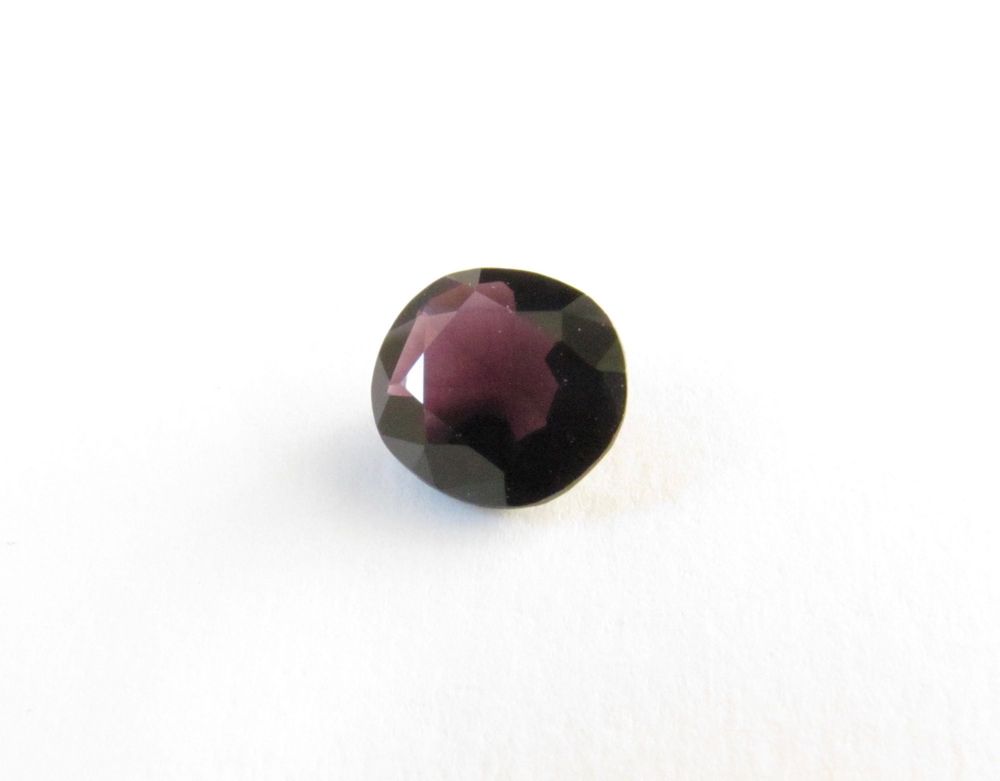 Reddish Purple Spinel - 1.38 ct