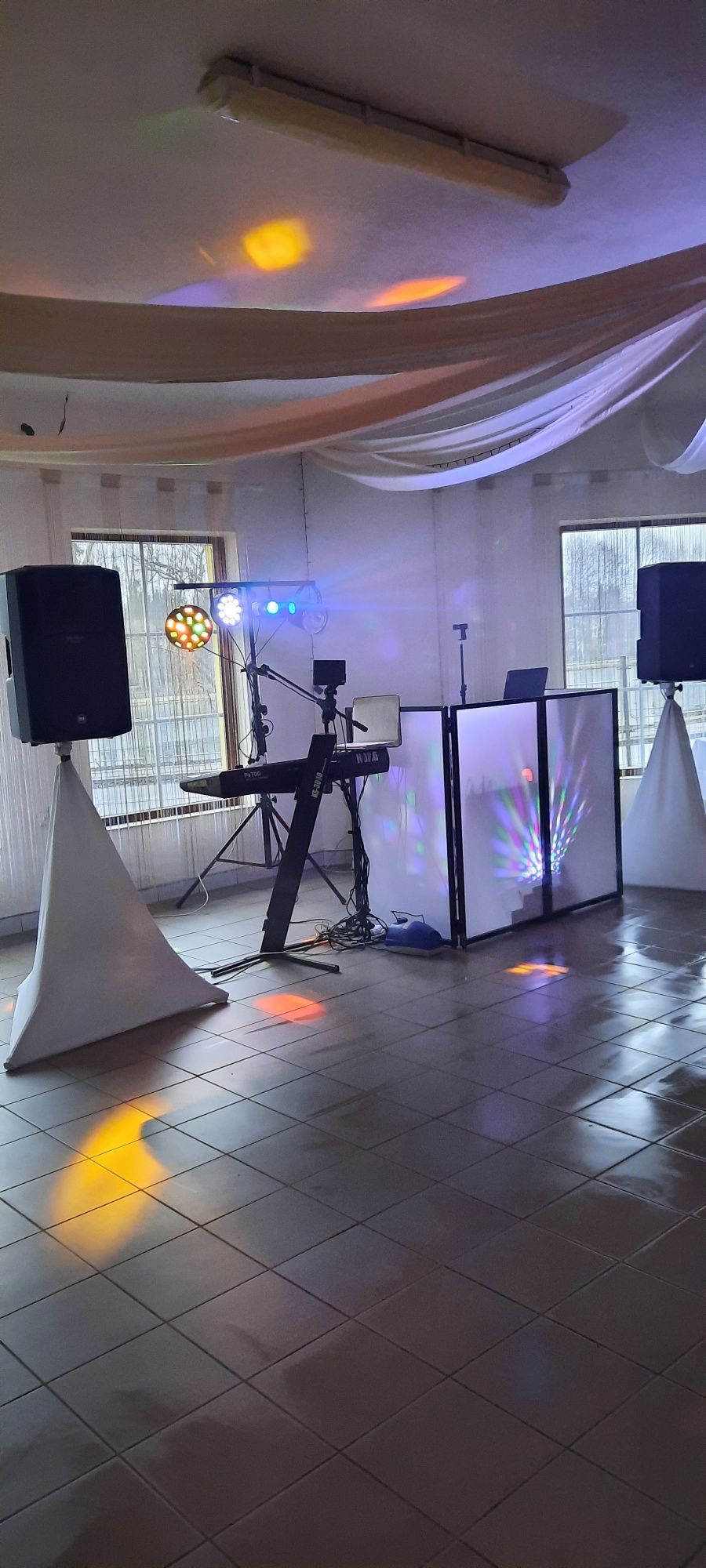 Dj Waldek wesela,bale ,osiemnastki rocznice itp muzyka na żywo