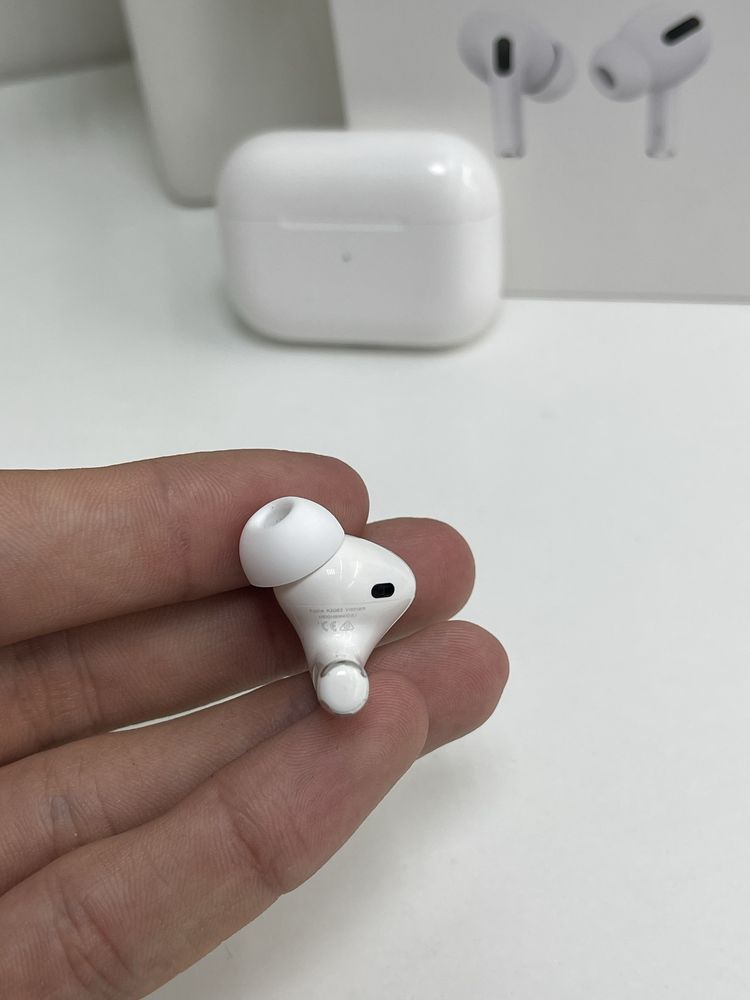 Оригінальний правий навушник Apple AirPods Pro Right A2083 original!