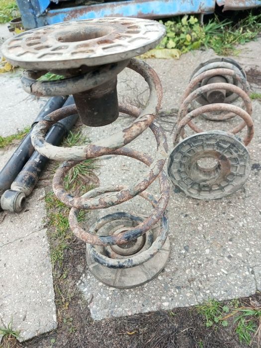 Амортизатори спружини задні Опель Астра g