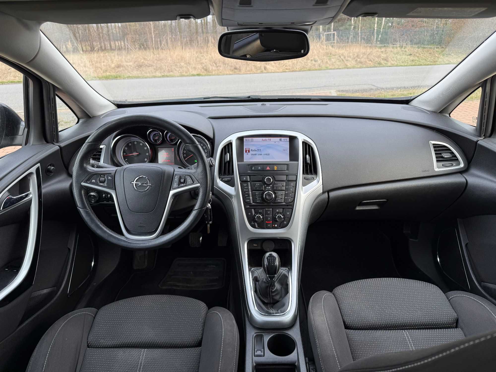 Opel Astra 1.4 turbo benzyna! bardzo ładny! Alu! Navi!