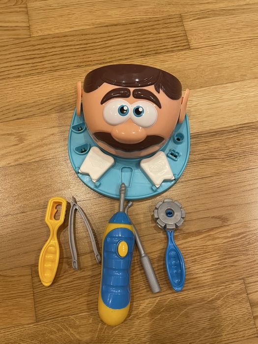 Игра play-doh “доктор зубастик”