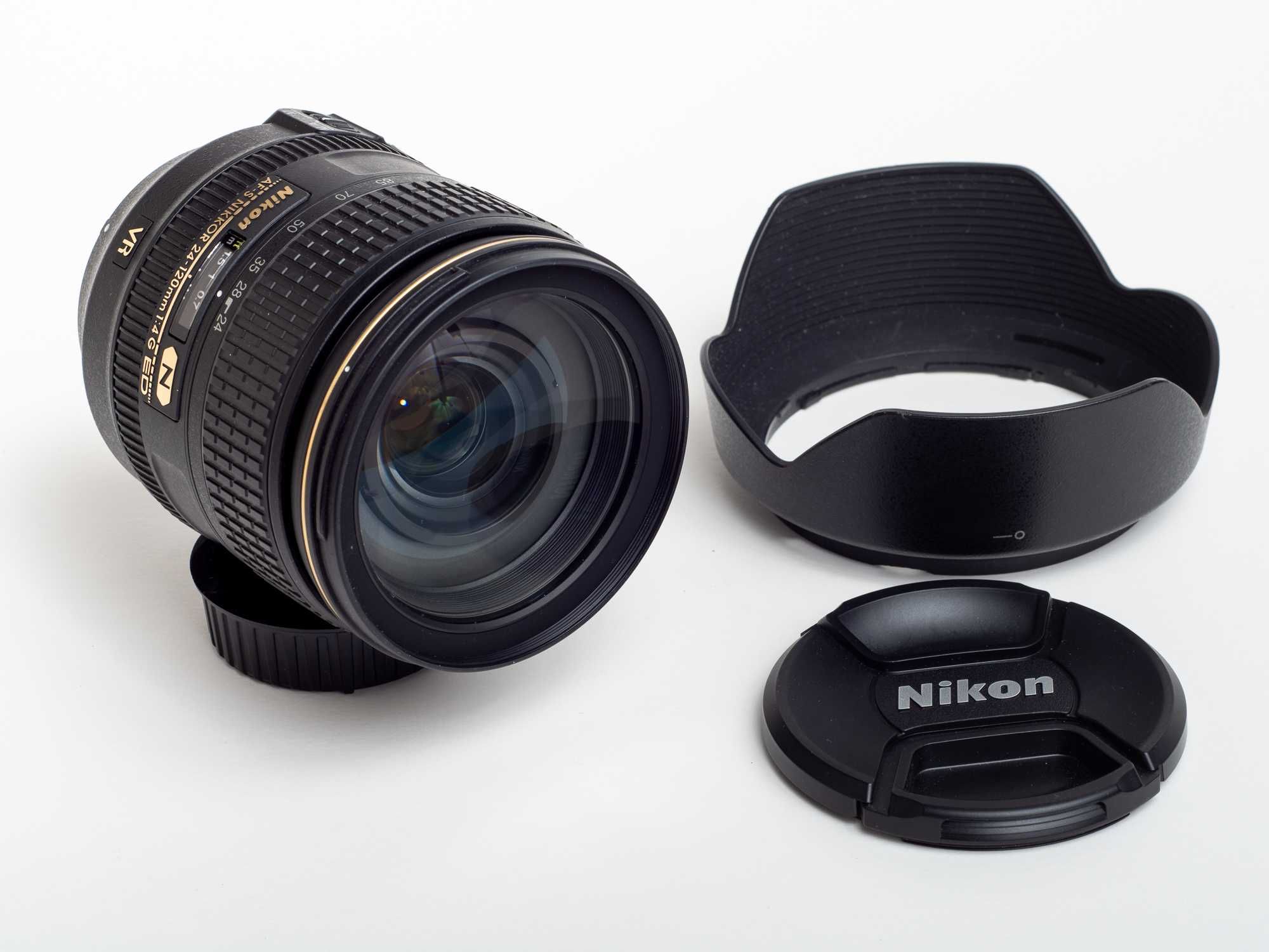 Kit Nikon D750 30.600cliques + Nikkor 24-120mm f4G + Nikkor 50mm f1.8G