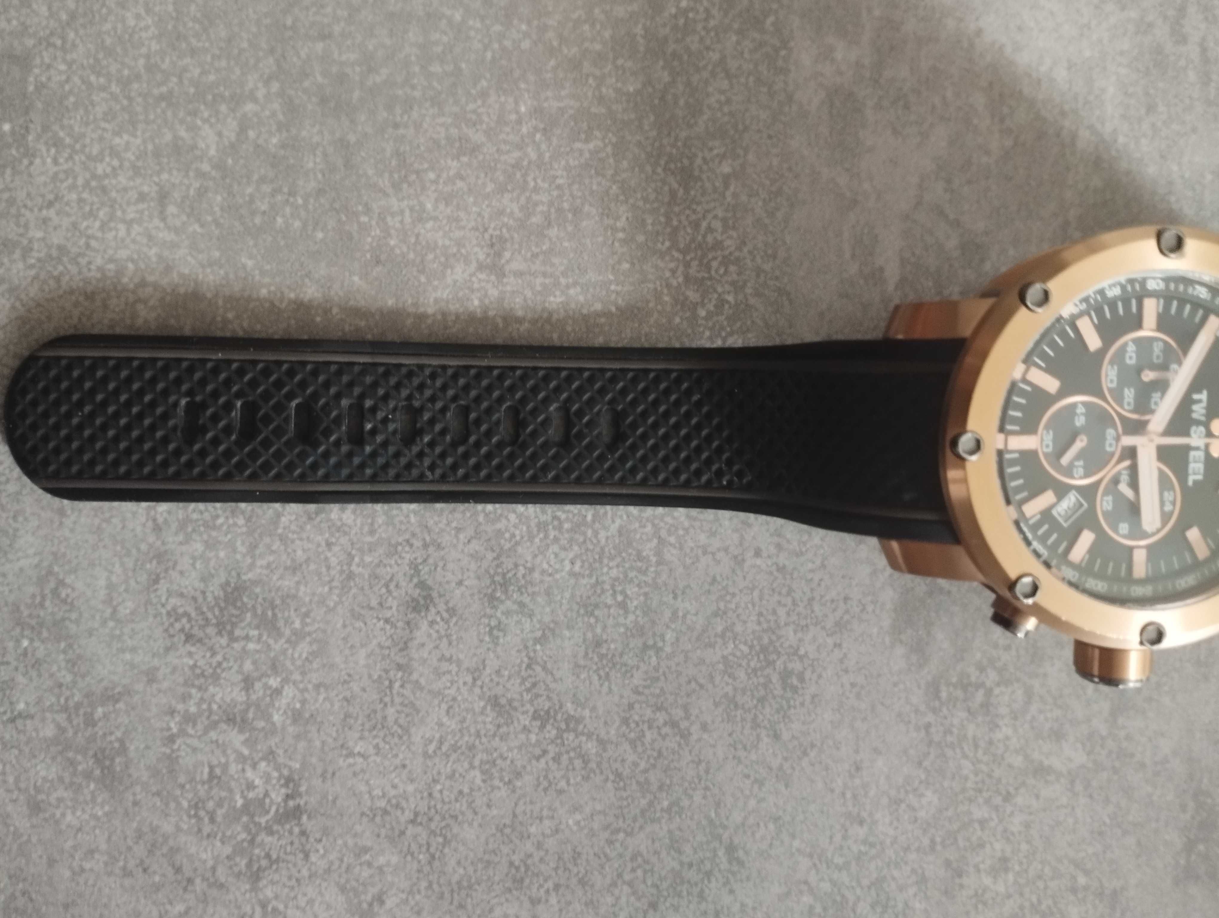 Zegarek TW Steel Ts5 G r a n d e u r Tech 48 mm 10 a t m