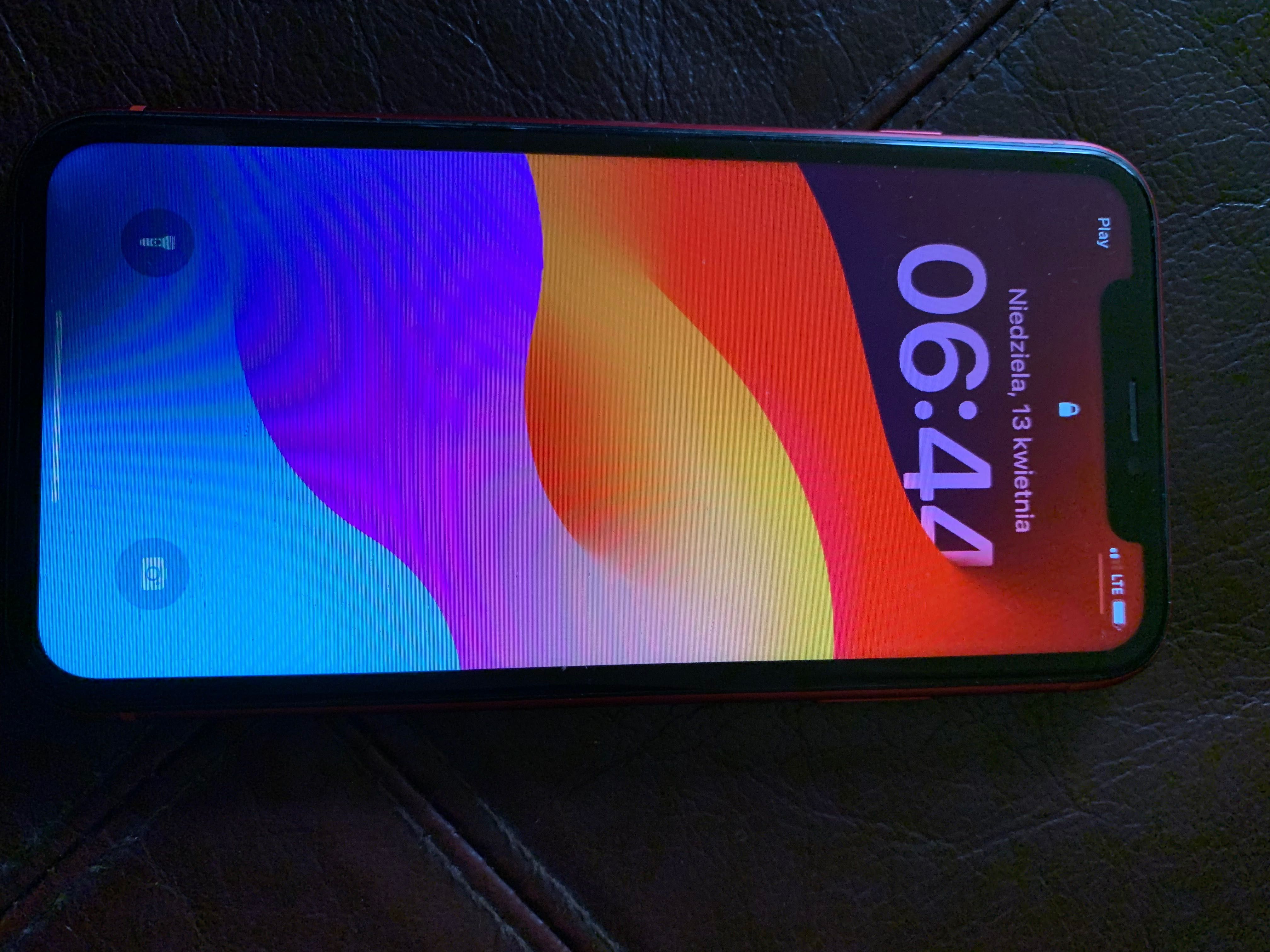 iPhone XR 64 GB uszkodzony wyświetlacz !