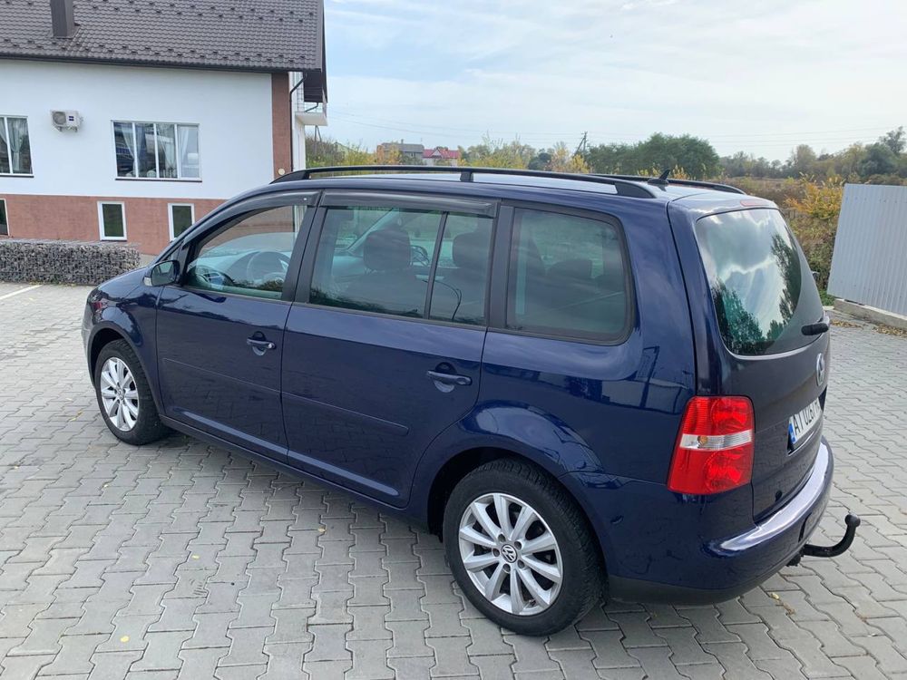 Volkswagen Touran