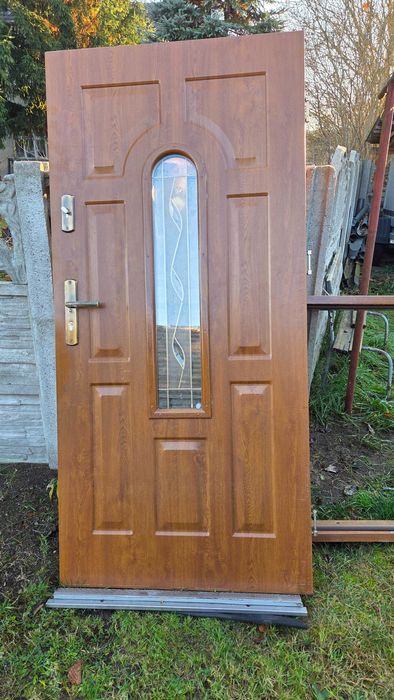 Drzwi zewnętrzne stalowe 90 prawe KMT