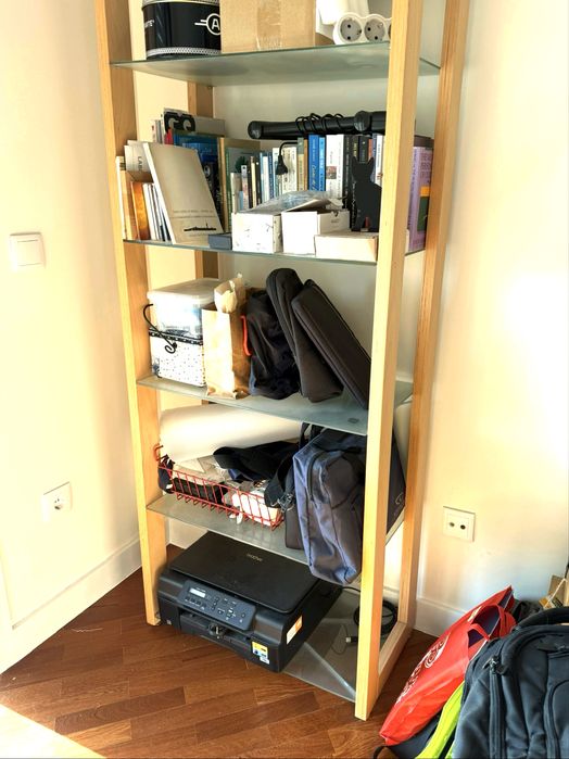 Mesa e estante escritorio vidro