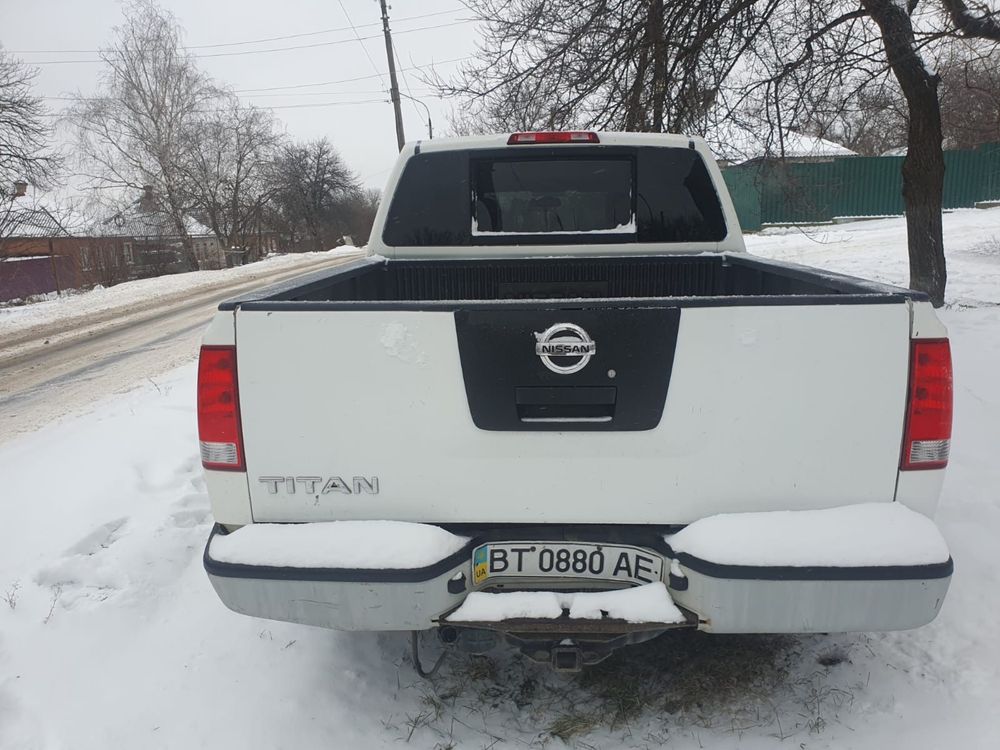 Nissan Titan на автоматі