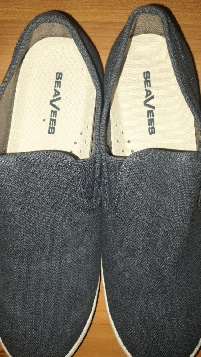 Tenisówki trampki  r.40  Baja Slip On SEAVEES r.9