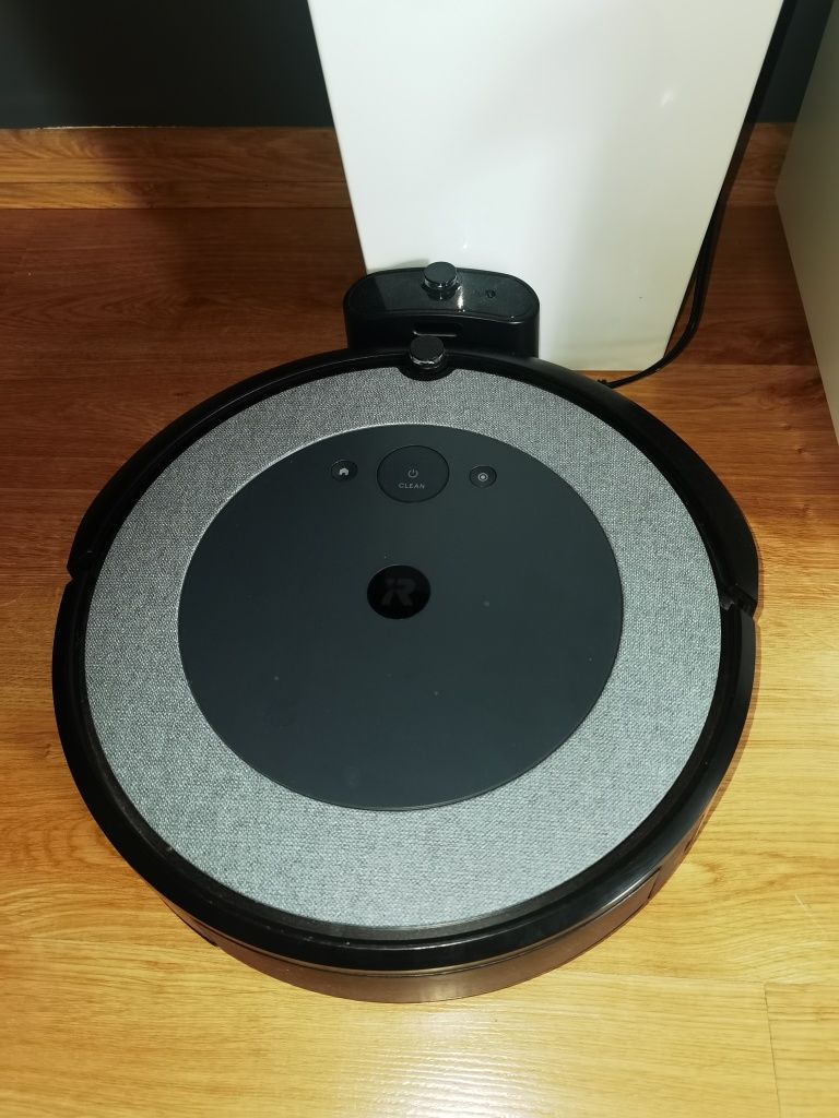 Irobot roomba i3