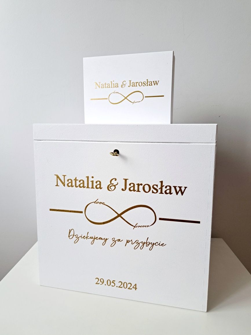 Duże personalizowane pudełko na koperty obrączki złote napisy wesele