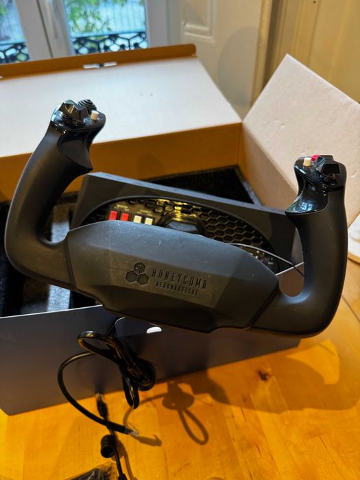 Honeycomb Alpha Yoke