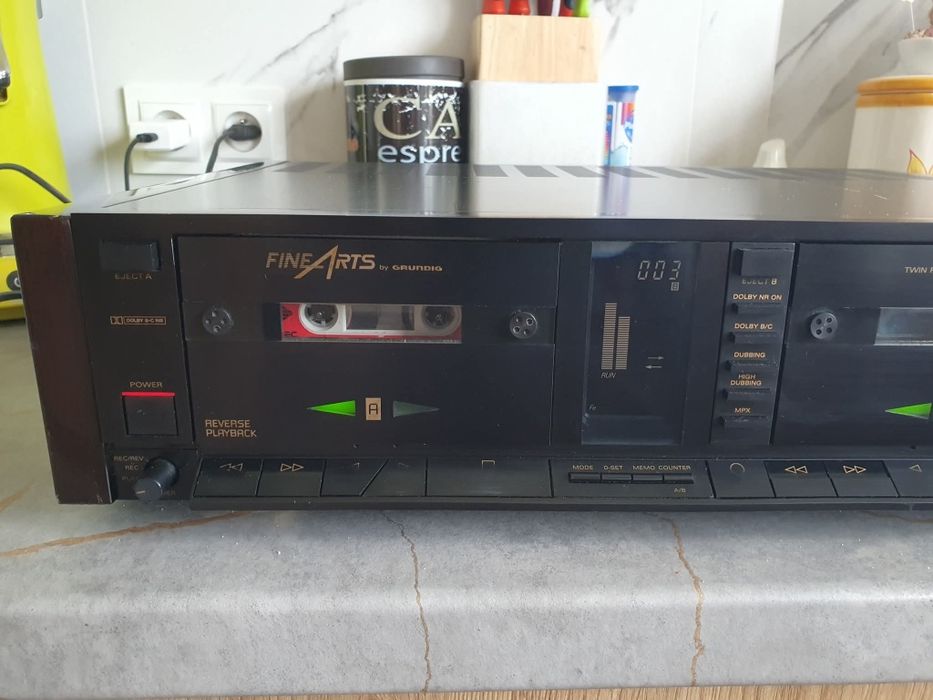 Magnetofon kasetowy Grundig FINEARTS CCT-903