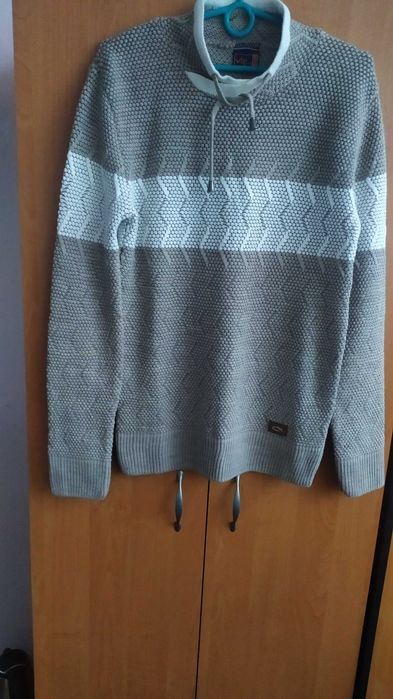Свитер мужской,новый, Турция