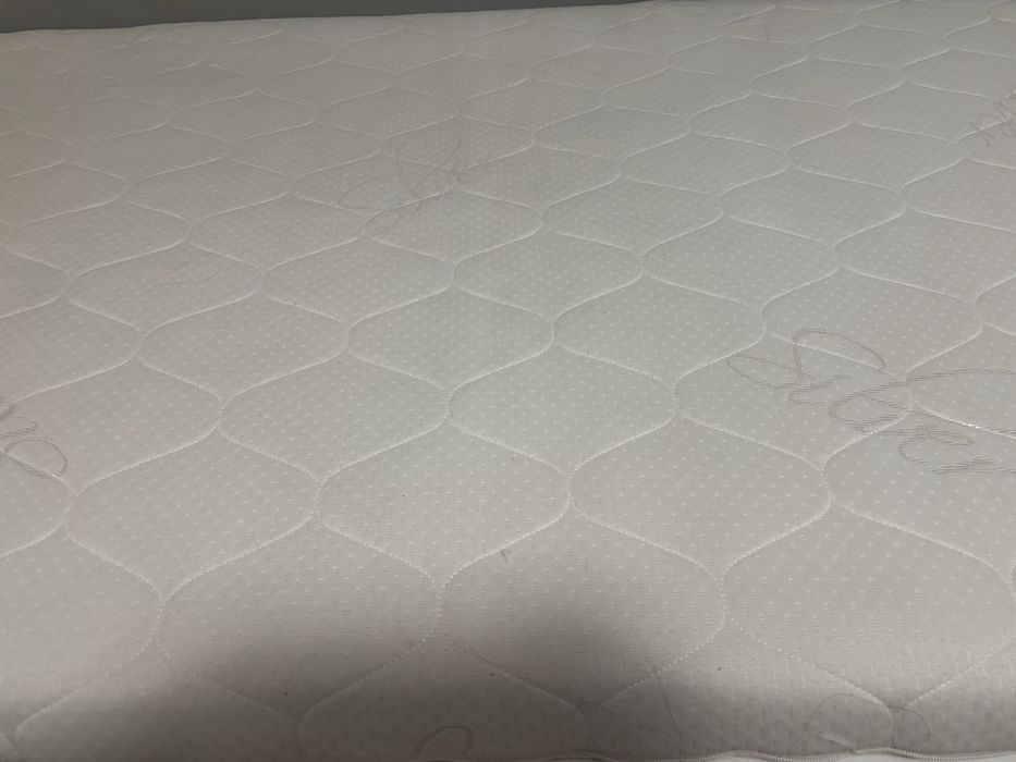 Sprzedam materac 180x90 cm
