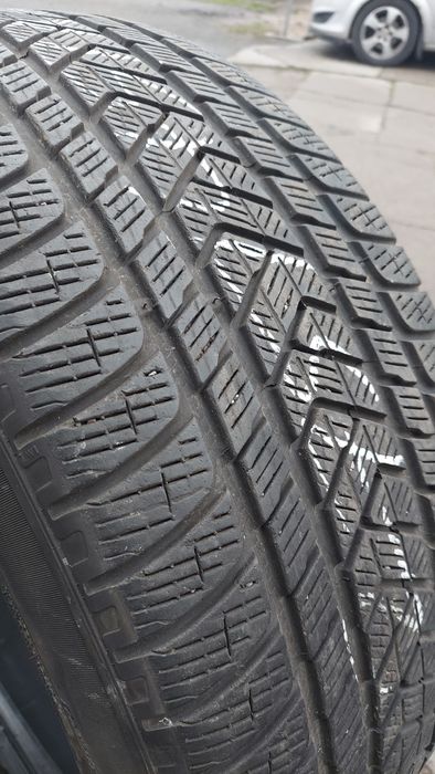Opony zimowe 275/45/21  2szt.gdańsk
