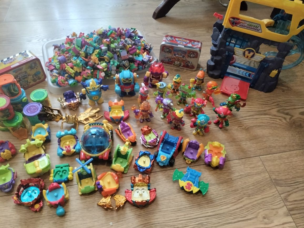 Figurki super zings i super things