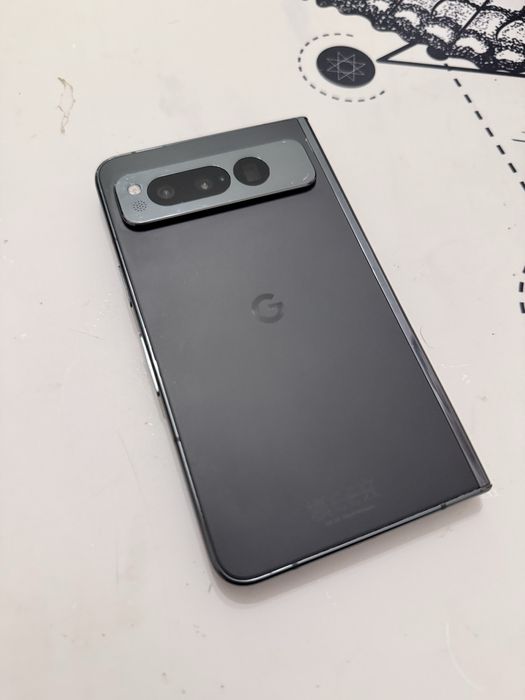 Google Pixel Fold 256GB stan bardzo dobry, sprzęt klasy premium