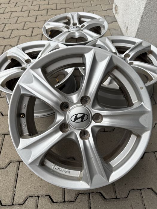 Felgi 16 cali 5x114,3 z czujnikami Kia Hyundai