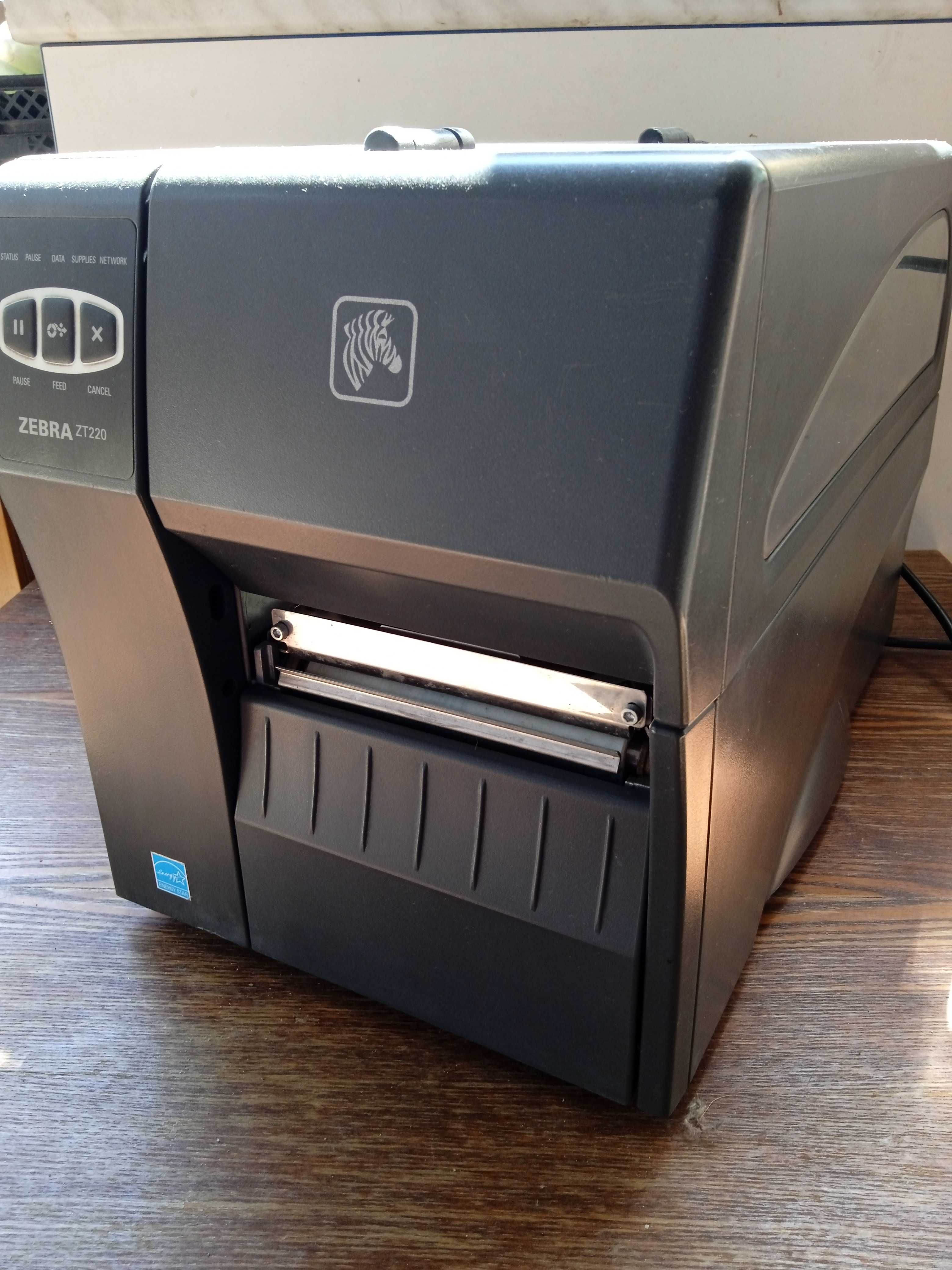 Принтер этикеток Zebra ZT220