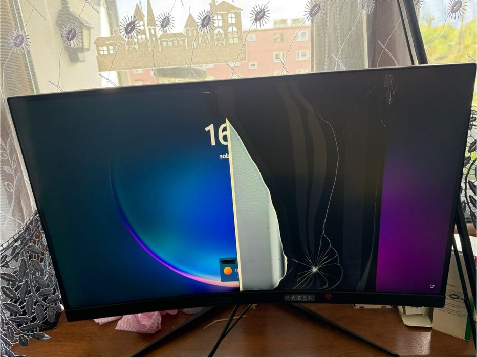 monitor uszkodzony msi 27” optix g2705 zakrzywiony 165 hz