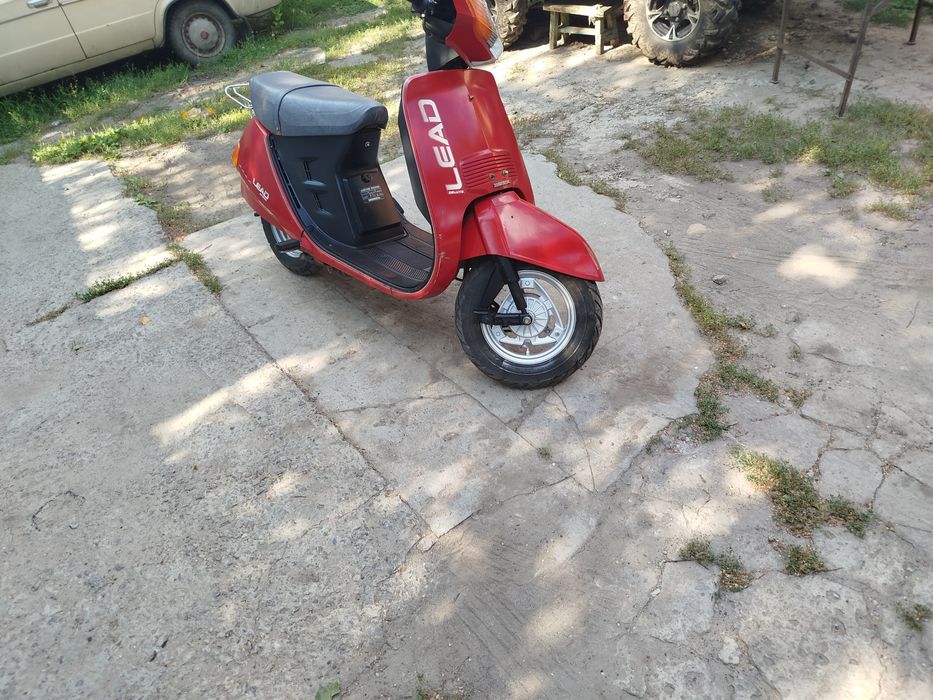 Продам скутер Хонда леад 90 куб