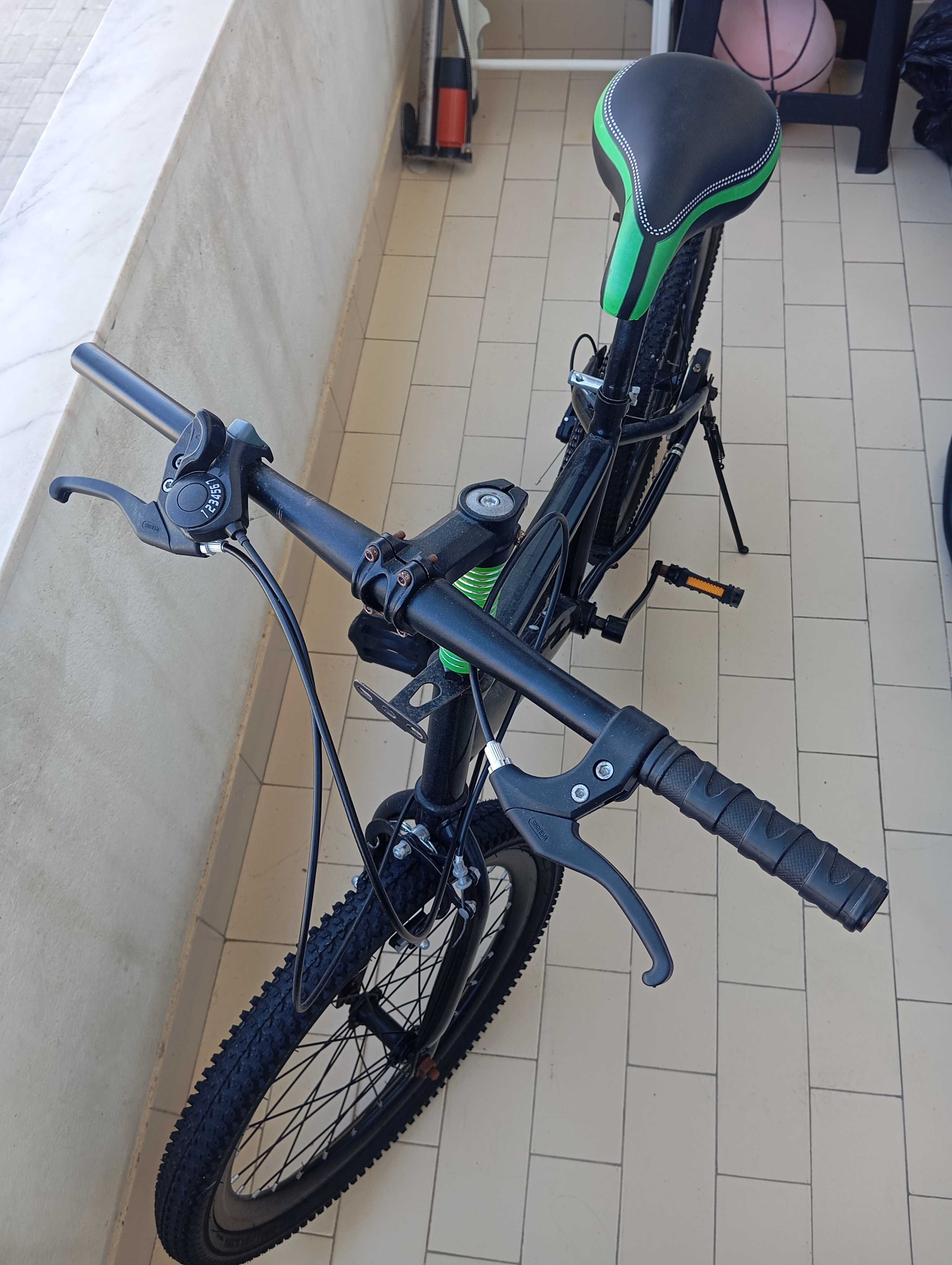 Bicicleta de Montanha Nova