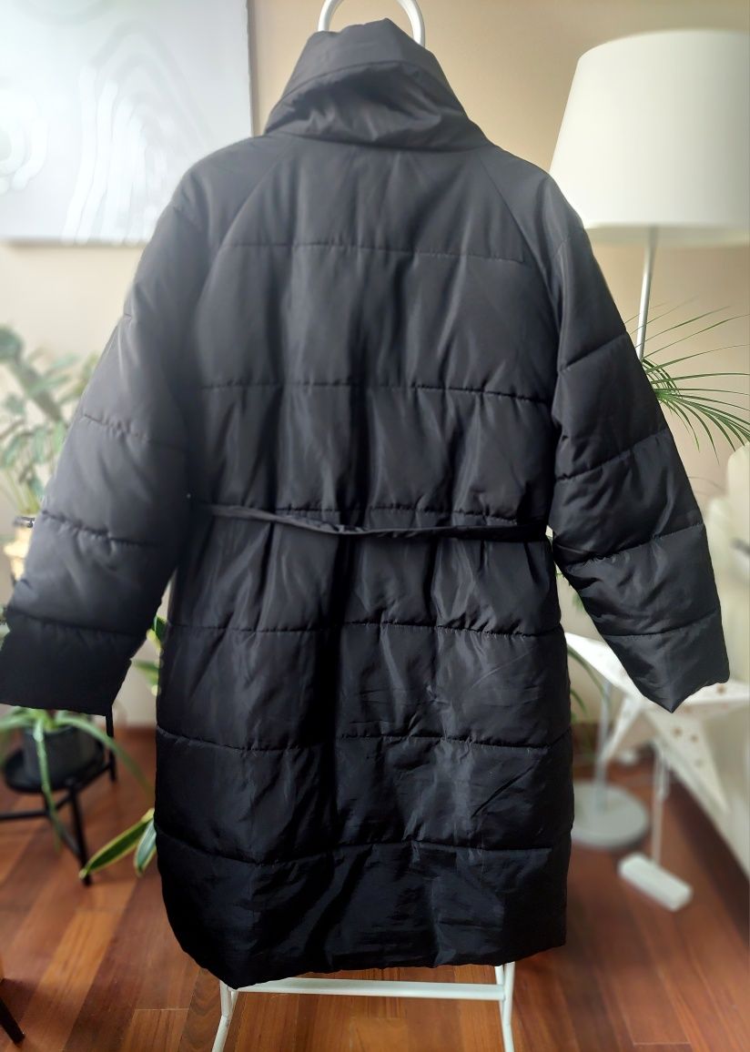 Długi czarny płaszcz oversize Carry rozmiar XL
