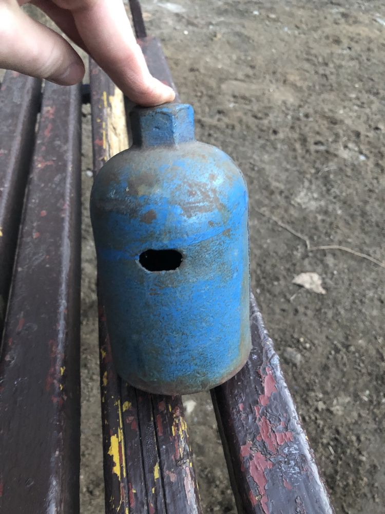Колпак для кислородного, газового, углекислотного баллона,
