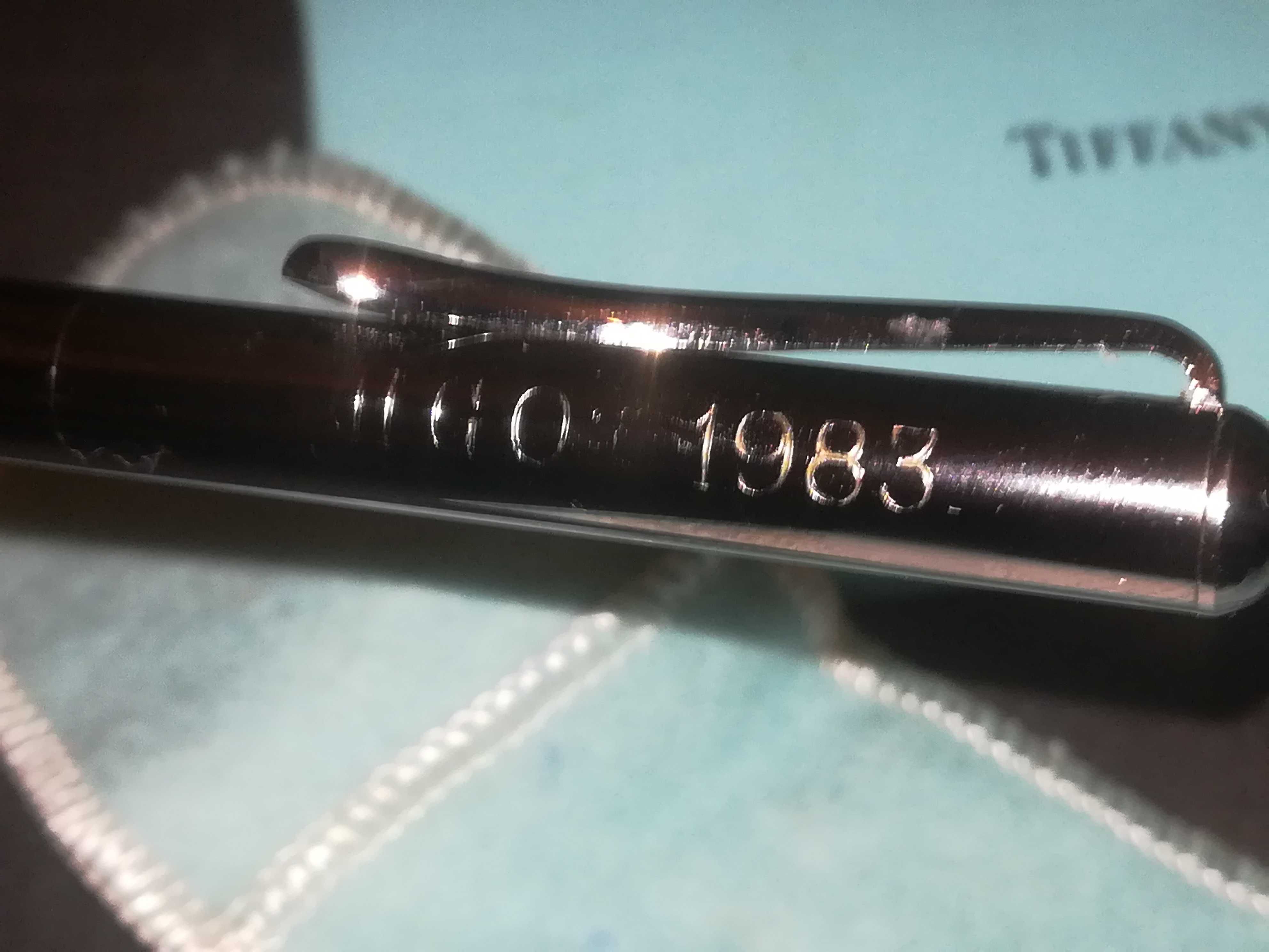 Srebrny długopis Tiffany & Co. projejtu Elsy Peretti cena od 17.11