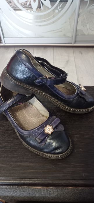 Туфлі для дівчинки